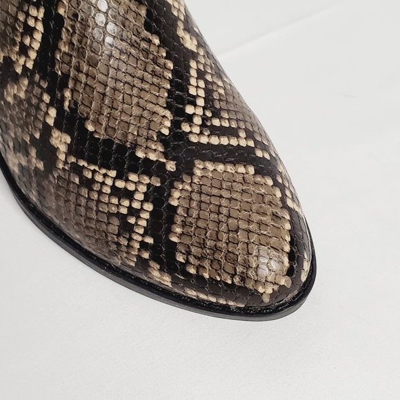 Fergalicious by Fergie Women's Wilder Ankle Boot - Picture 3 of 11